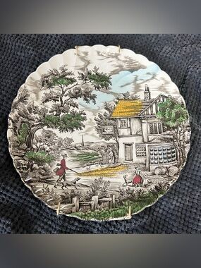 Vintage "The Hunter" 10" Dinner Plate By Myott Made in England w Hanger